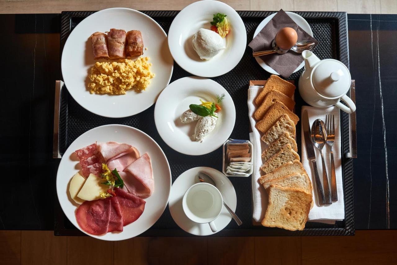 Hotel Commercio Battipaglia Eksteriør billede