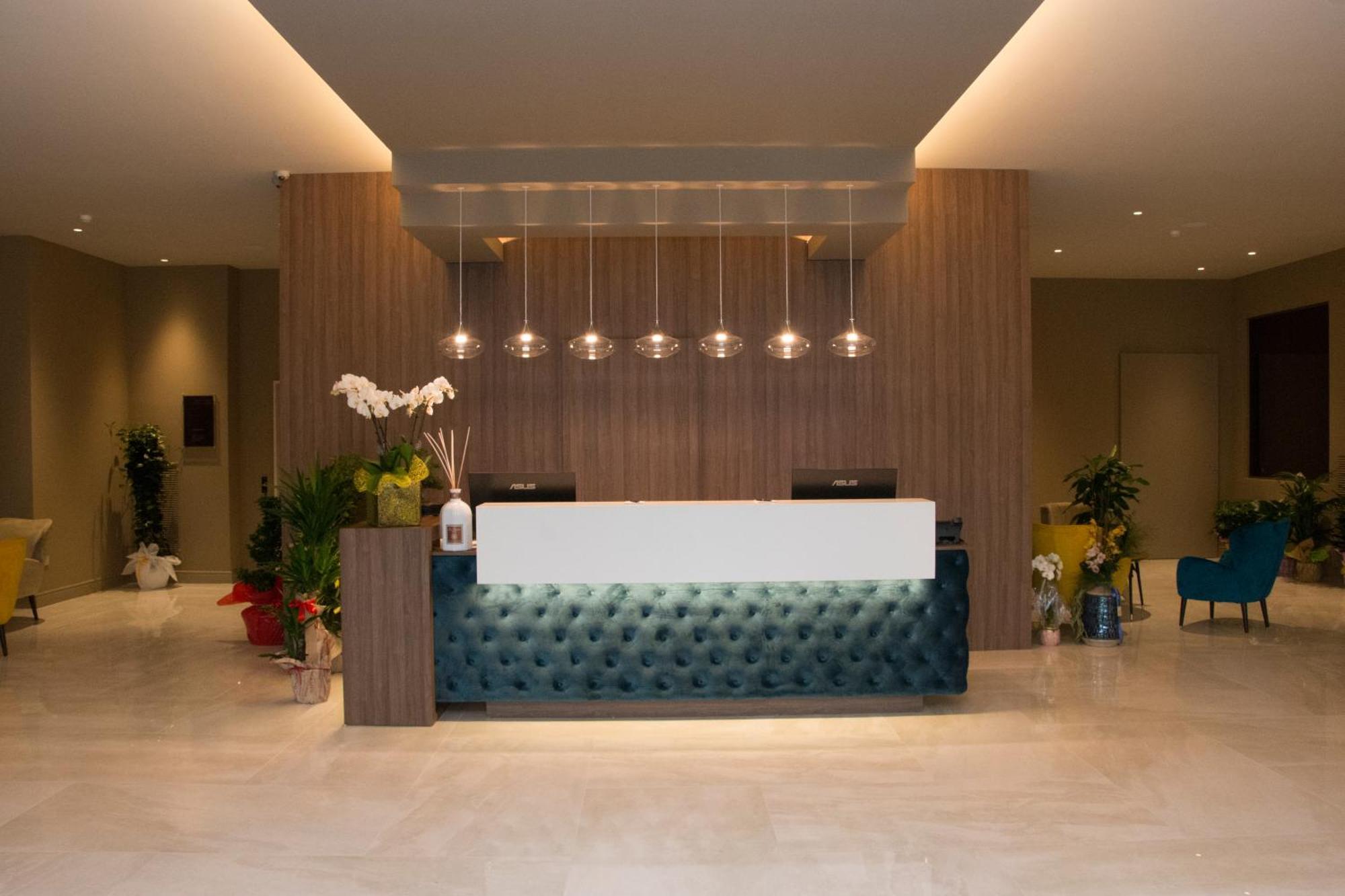 Hotel Commercio Battipaglia Eksteriør billede