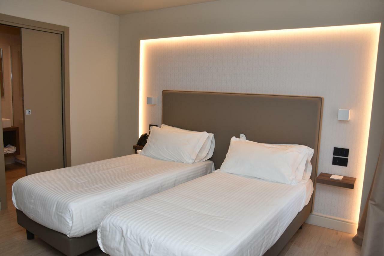 Hotel Commercio Battipaglia Eksteriør billede